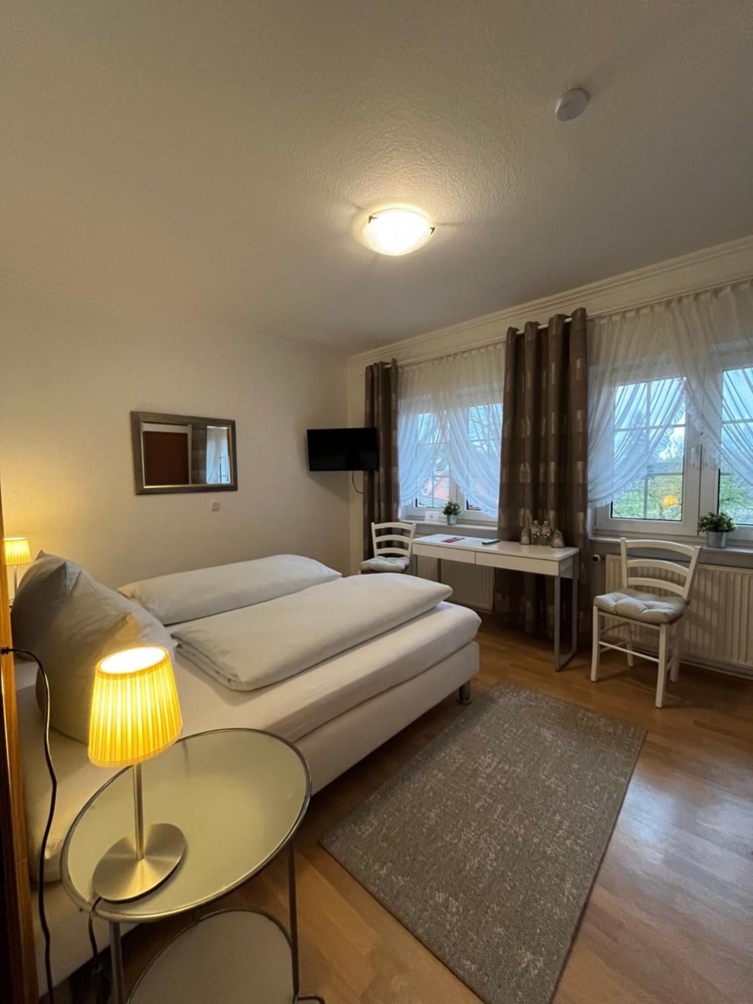 Hotellerie Gasthaus Schubert Garbsen Eksteriør bilde